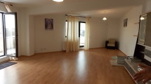 Apartament 2 camere Damaroaia cu terasă